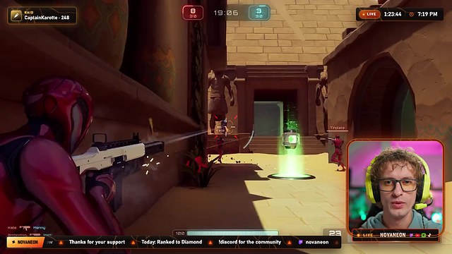 Magma: in-game overlay with facecam frame over the game
